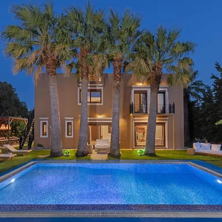 Mit Privatpool Fuer 20 Personen In Ialysos, Dodekanes 度假居
